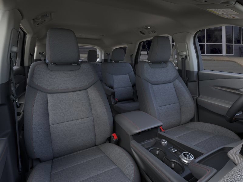 New 2026 Ford Explorer Active AWD/4WD image 13