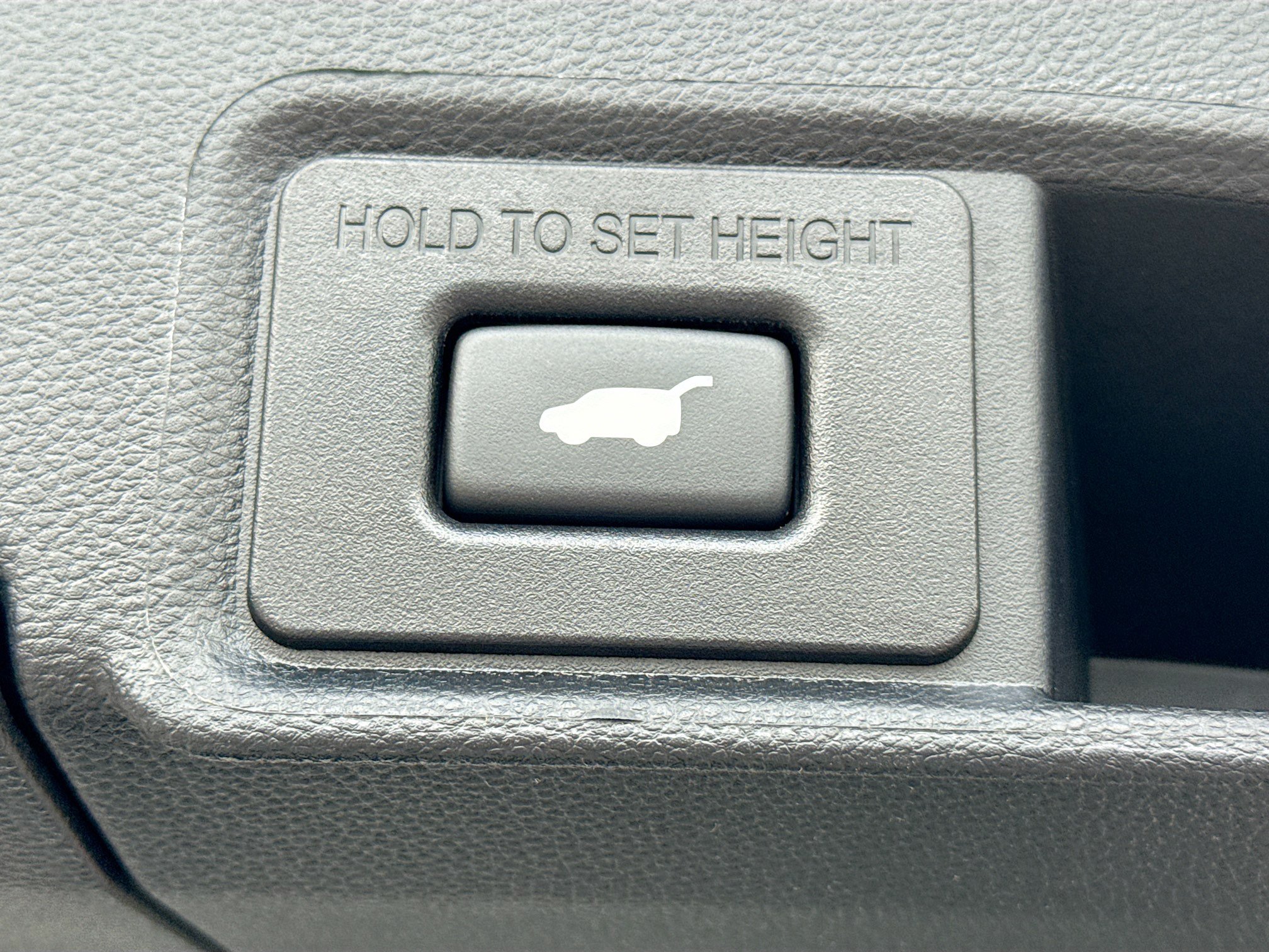 Used 2025 Acura RDX SH-AWD w/ Advance Package image 13