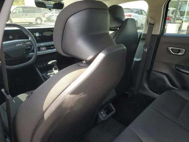New 2026 Kia K4 LXS image 12
