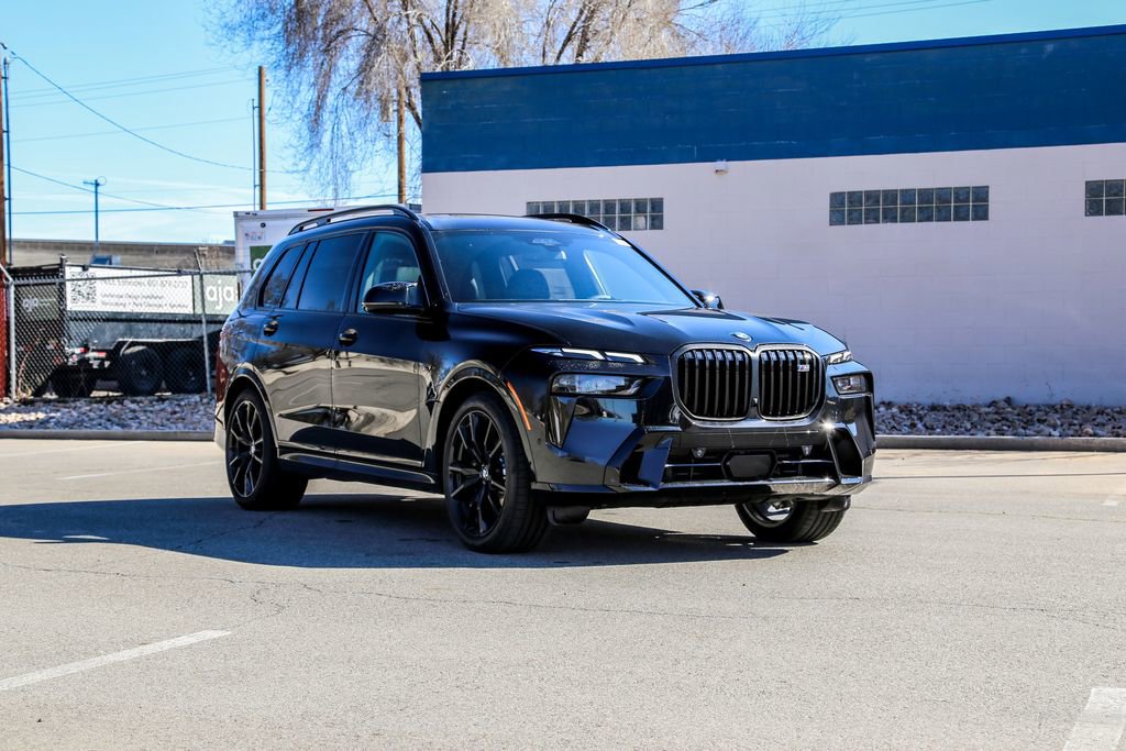 New 2026 BMW X7 M60i image 7
