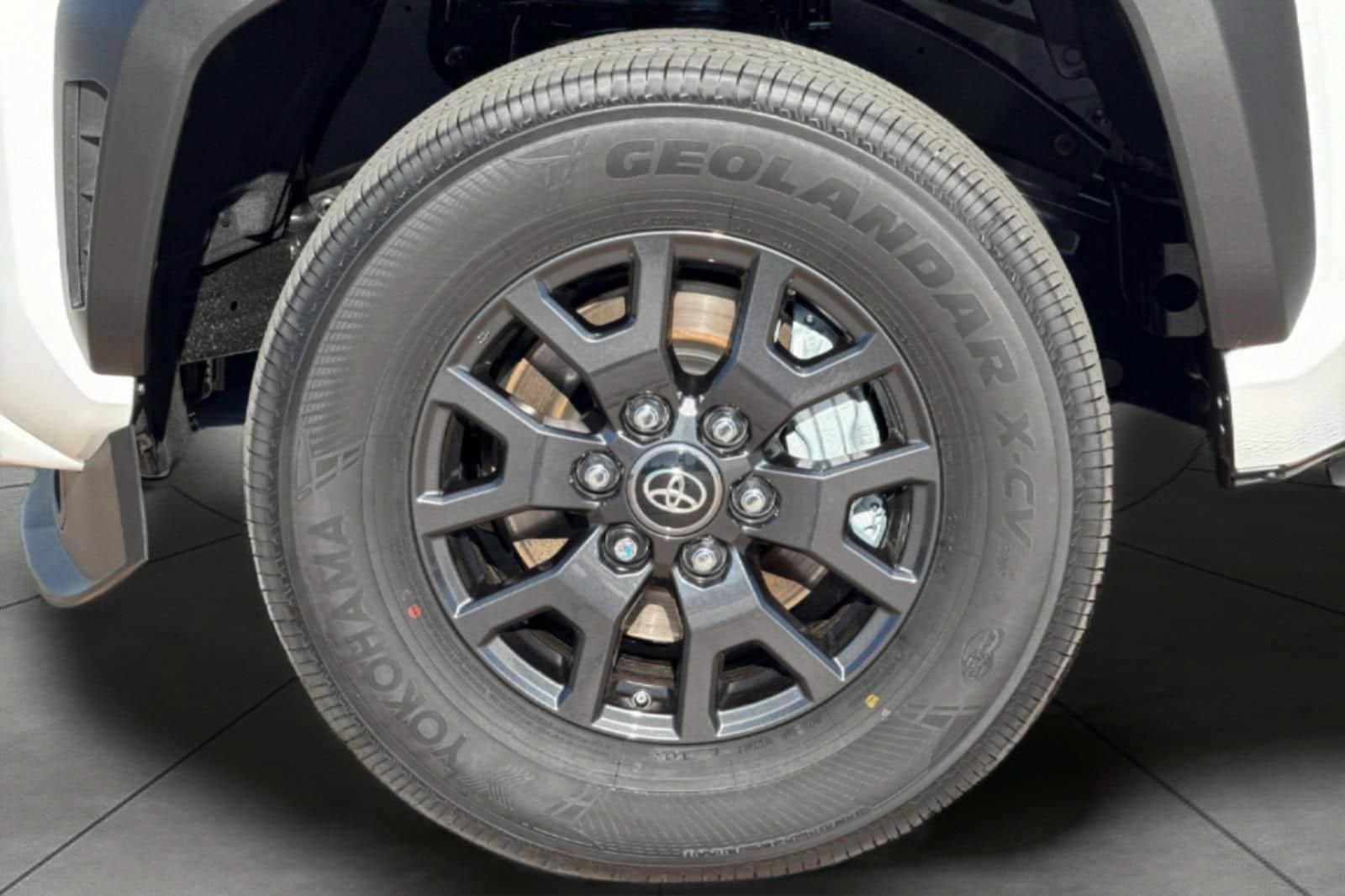 New 2026 Toyota 4Runner SR5 AWD/4WD image 28