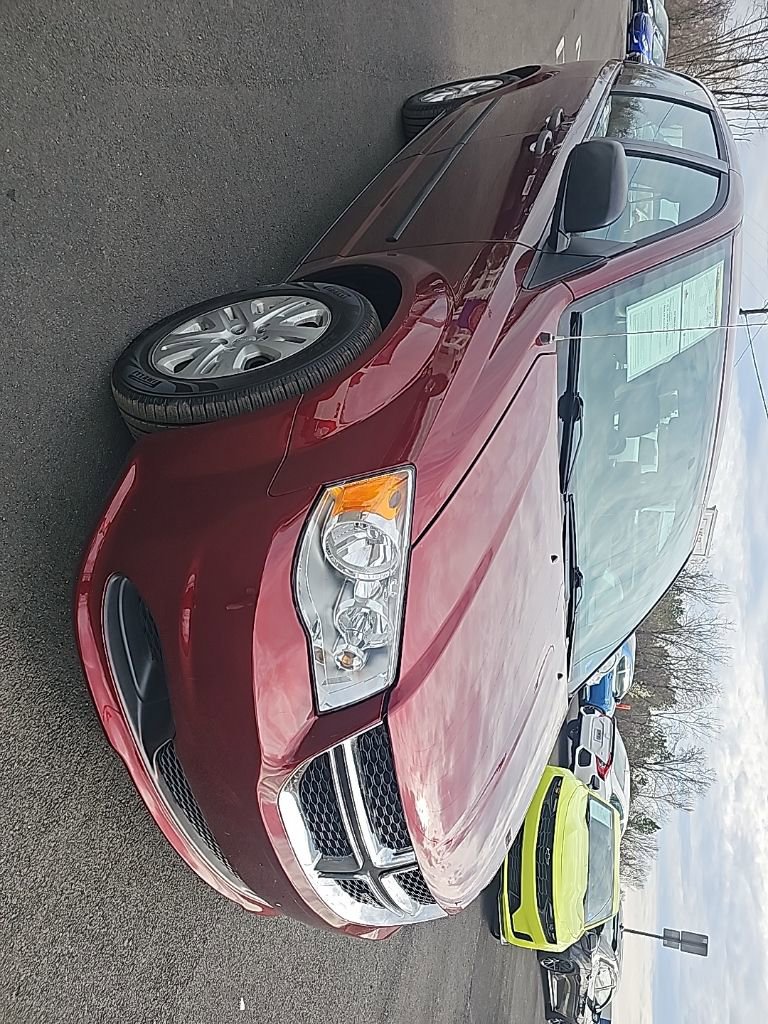 Used 2016 Dodge Grand Caravan American Value Package w/ UConnect Hands-Free Group image 3