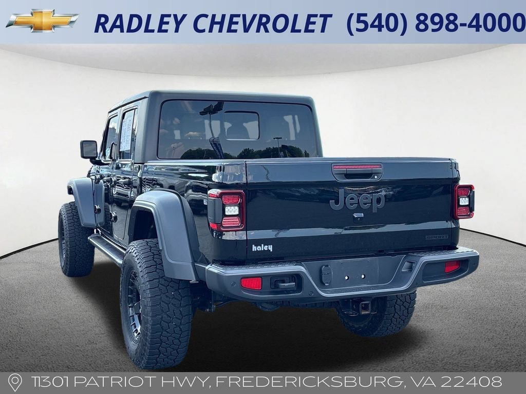 Used 2021 Jeep Gladiator Sport AWD/4WD image 16