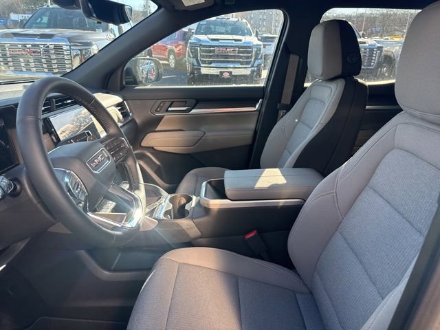 New 2026 GMC Terrain Elevation w/ Technology Package II AWD/4WD image 11