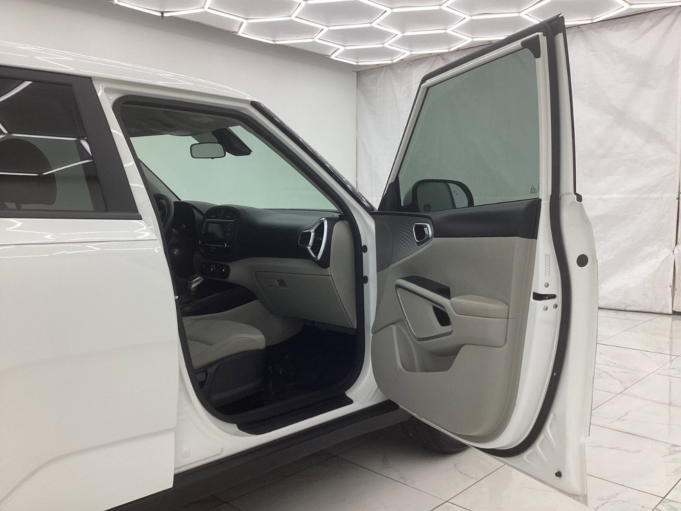 Used 2023 Kia Soul LX w/ Option Group 015 image 17