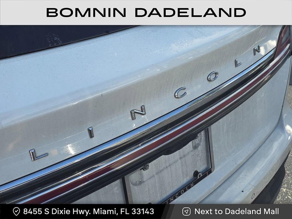 Used 2022 Lincoln Nautilus FWD image 5