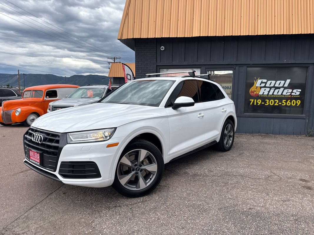 Used 2020 Audi Q5 2.0T Premium w/ Titanium Sport Package AWD/4WD image 1