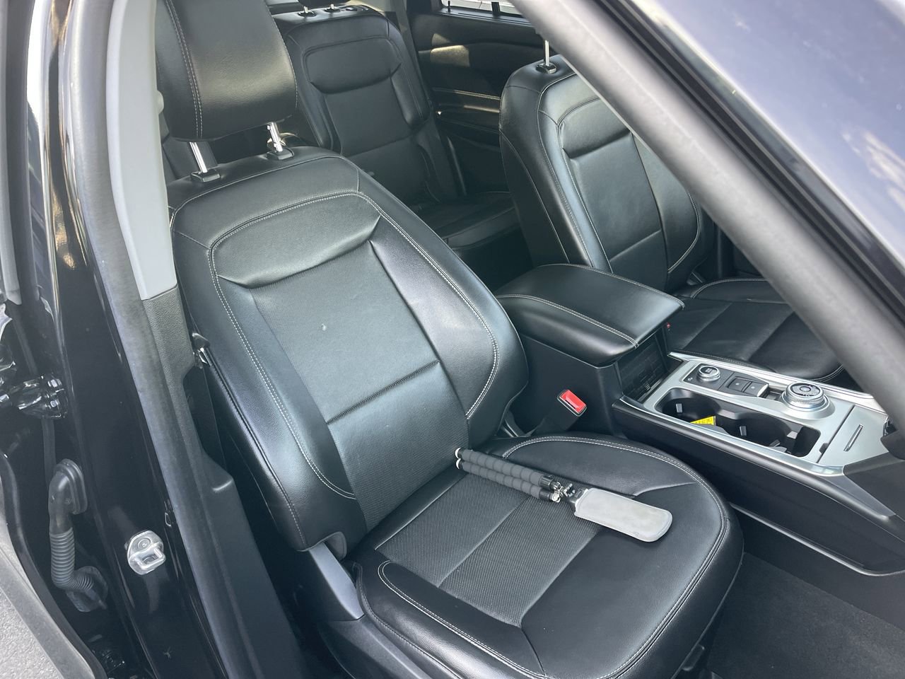 Used 2021 Ford Explorer Limited w/ Hybrid Equipment Group 310A AWD/4WD image 42