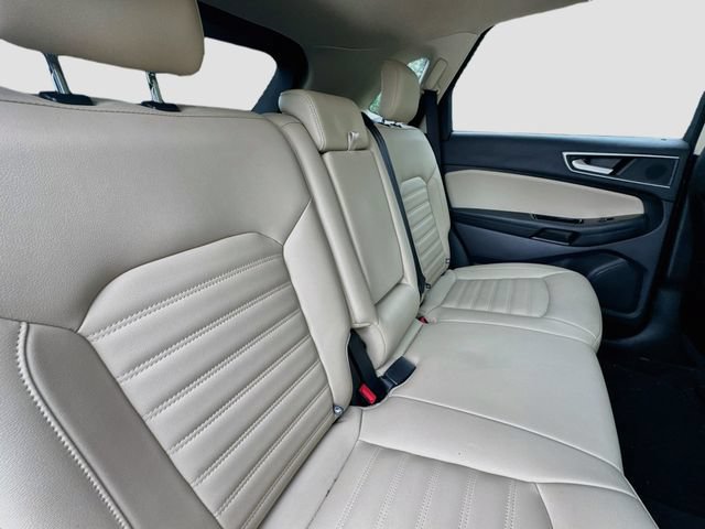 Used 2020 Ford Edge SEL w/ Convenience Package AWD/4WD image 24