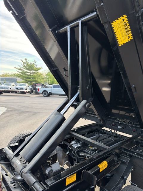 New 2026 Ford F550 4x4 Regular Cab Super Duty image 18