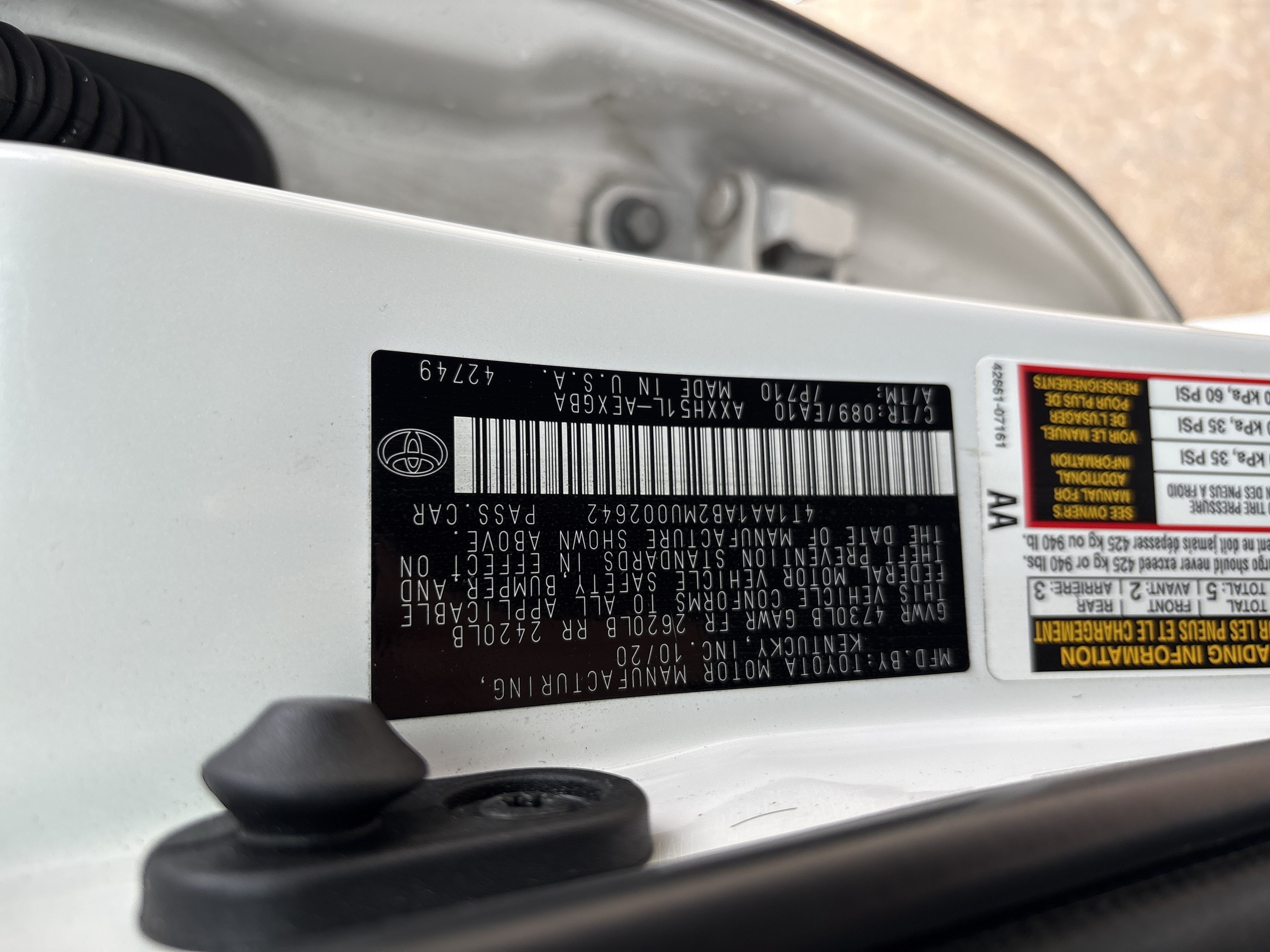 Used 2021 Toyota Avalon XLE w/ Moonroof Package FWD image 35