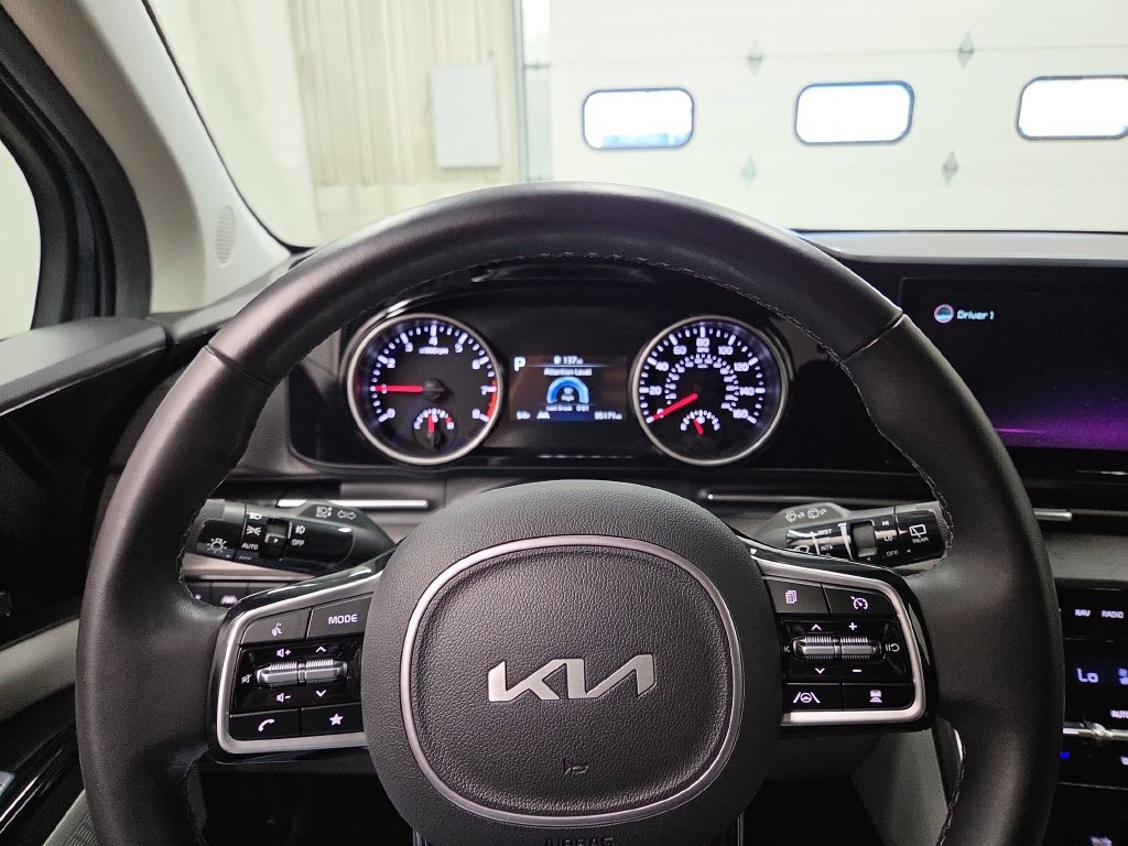 Used 2022 Kia Carnival SX FWD image 24