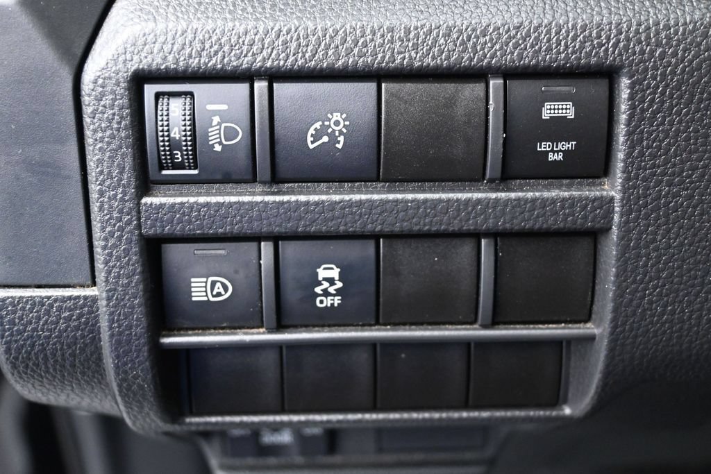 Used 2025 Toyota Tacoma SR w/ SR Upgrade Package RWD image 16