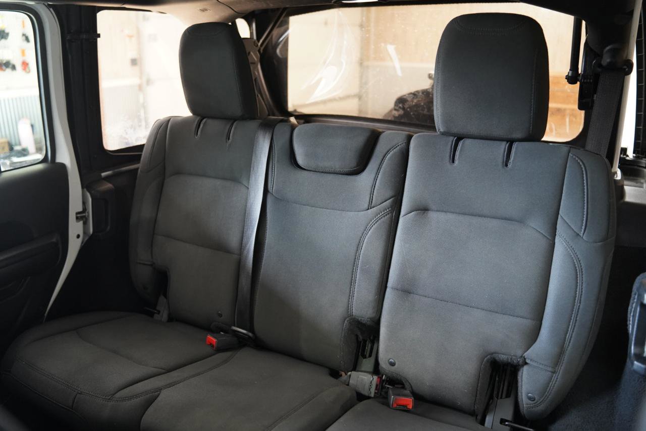 Used 2018 Jeep Wrangler Unlimited Sport S image 34