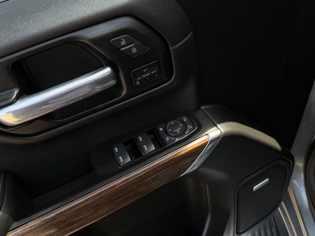Used 2021 Chevrolet Silverado 1500 High Country AWD/4WD image 15