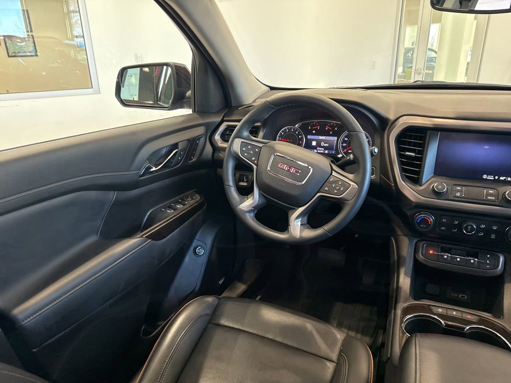 Used 2023 GMC Acadia AT4 w/ Preferred Package image 11