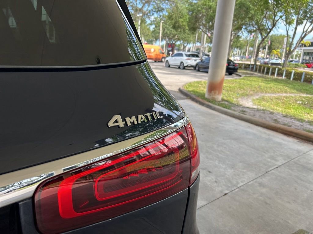 Used 2022 Mercedes-Benz GLS 450 4MATIC image 21