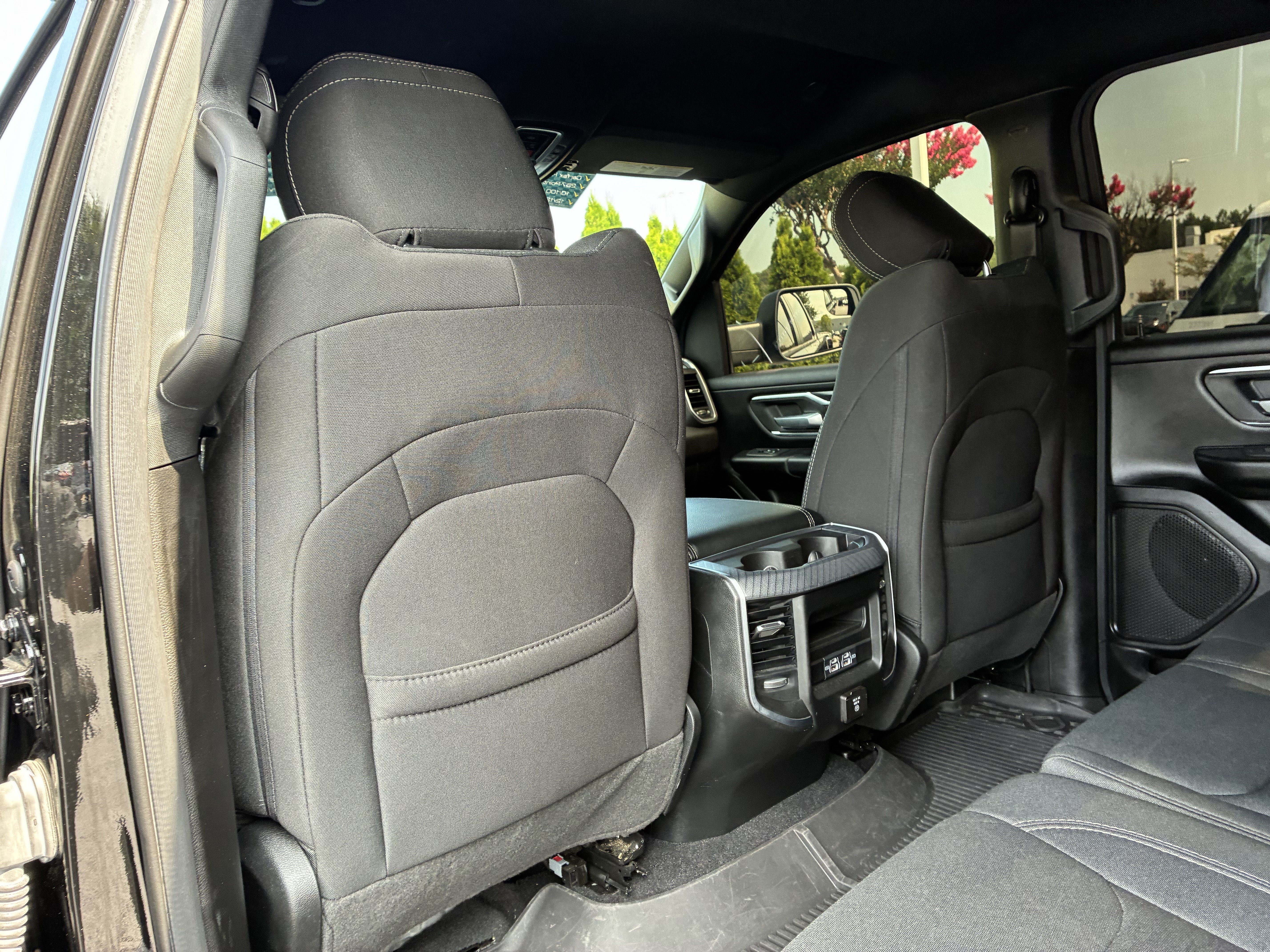 Used 2025 RAM 1500 Big Horn AWD/4WD image 17