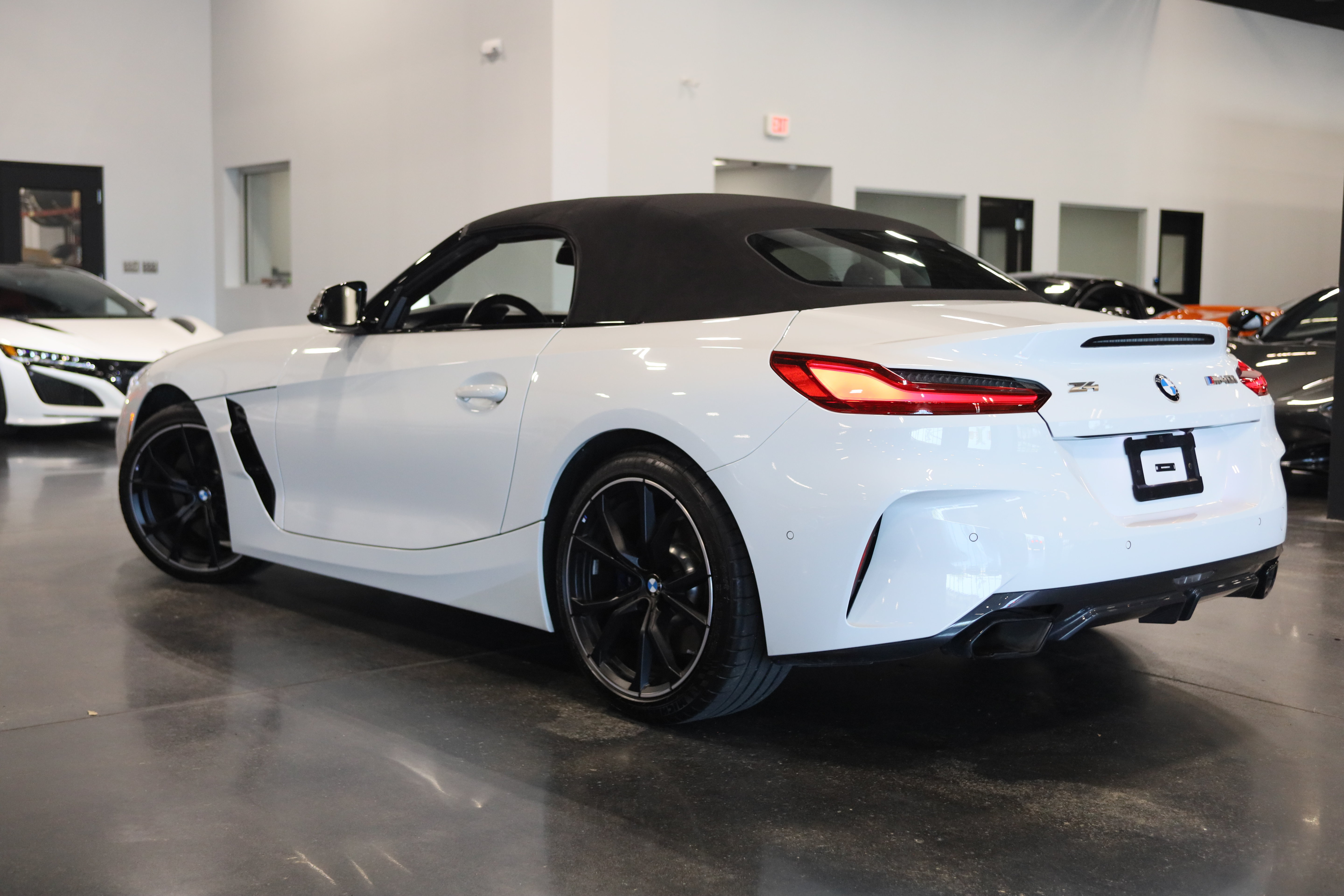 Used 2024 BMW Z4 M40i w/ Premium Package RWD image 6