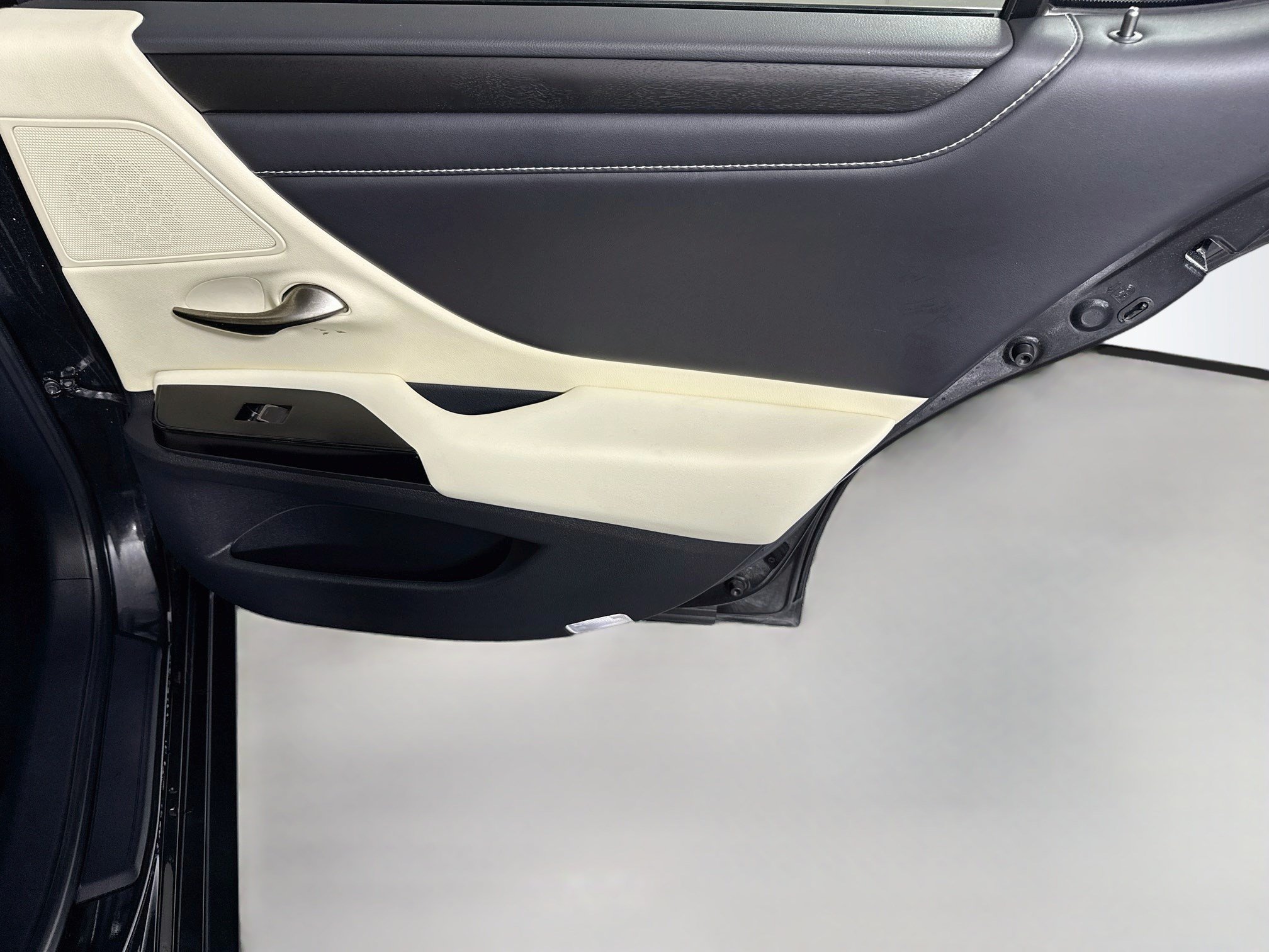 Used 2022 Lexus ES 350 w/ Premium Package FWD image 28