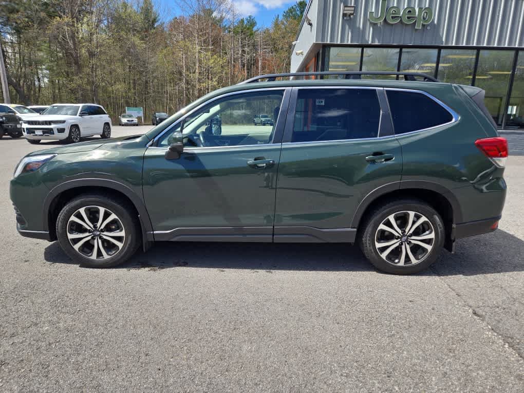 Used 2023 Subaru Forester Limited AWD/4WD image 7