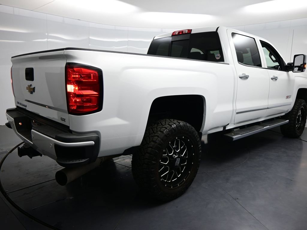 Used 2017 Chevrolet Silverado 2500 LTZ w/ Duramax Plus Package image 4