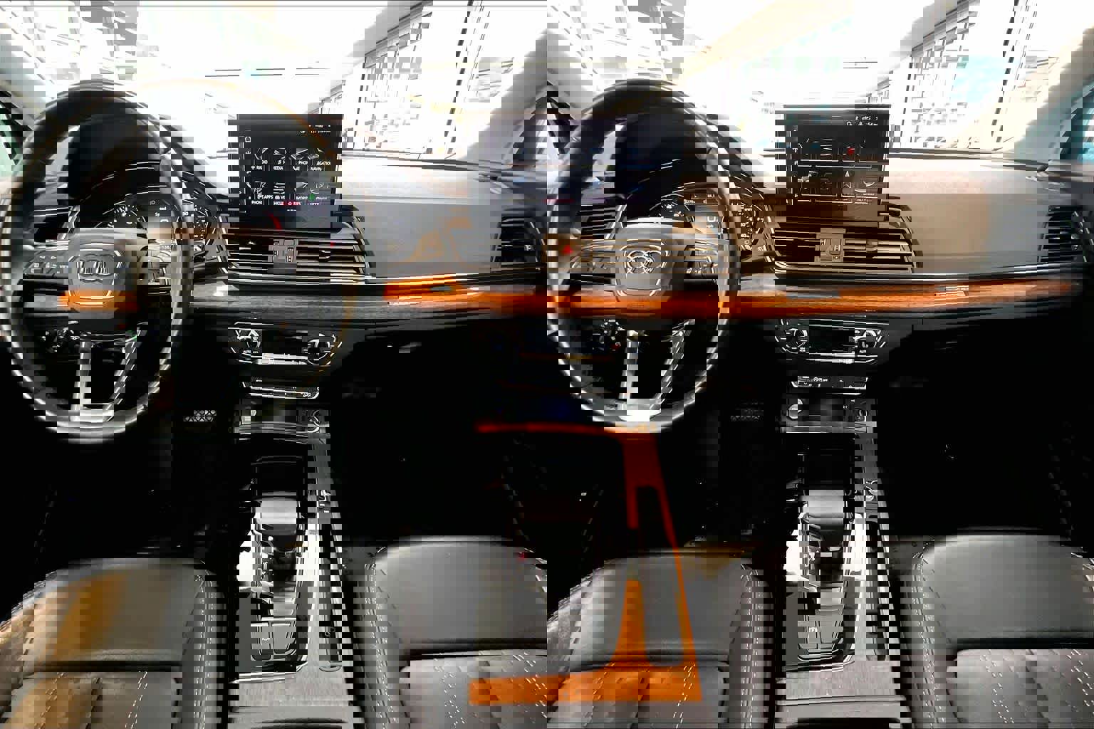 Used 2022 Audi Q5 2.0T Premium w/ Convenience Package image 15