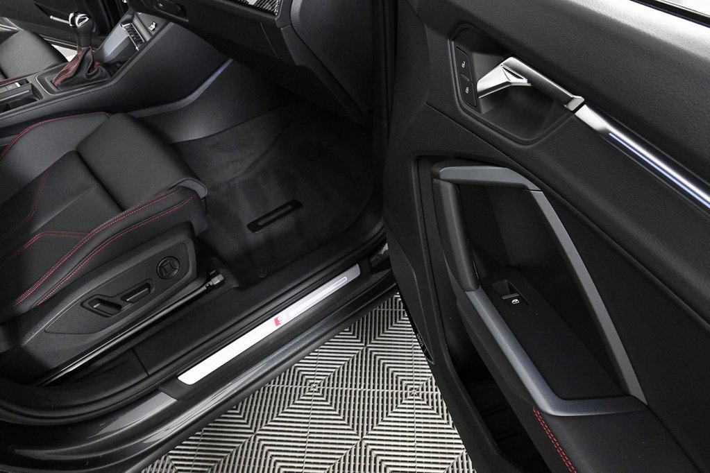 New 2025 Audi Q3 2.0T Premium Plus image 24