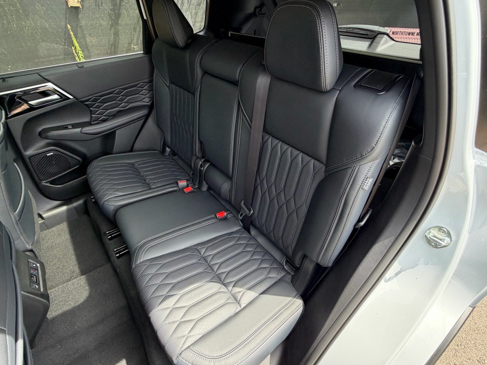 New 2026 Mitsubishi Outlander SEL AWD/4WD image 21