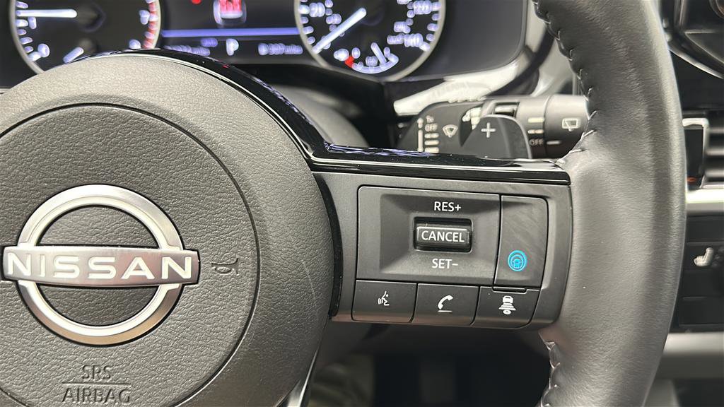 Used 2024 Nissan Pathfinder SL w/ SL Premium Package AWD/4WD image 22