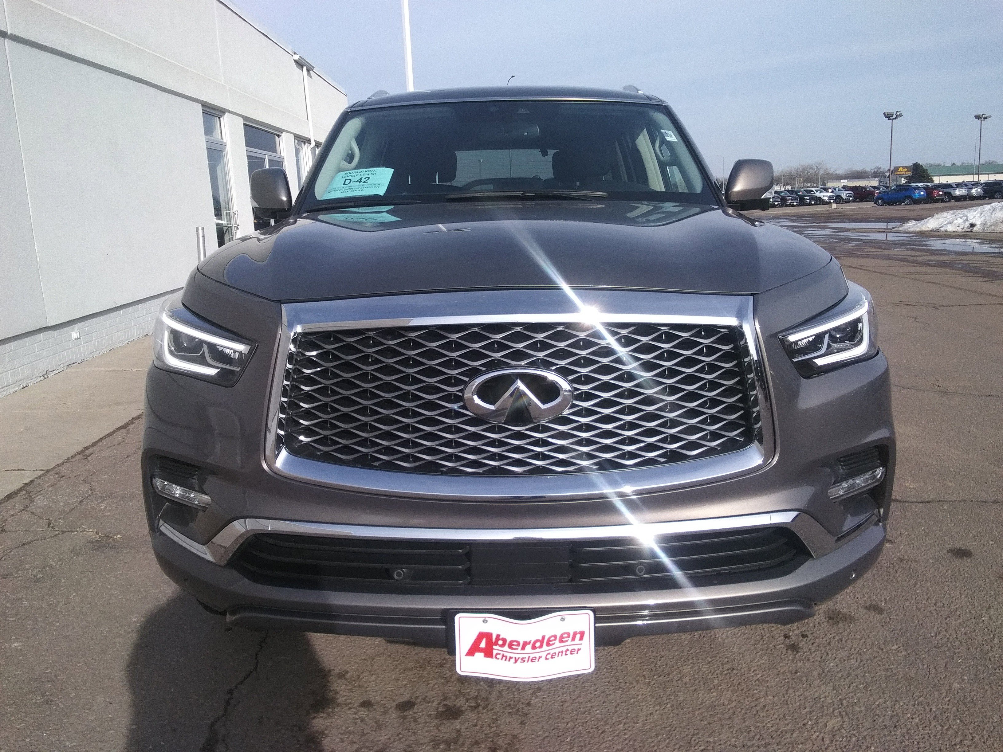 Used 2019 INFINITI QX80 Luxe w/ Proassist Package image 4