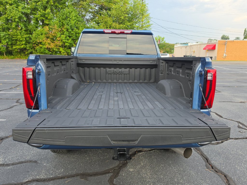 Used 2026 GMC Sierra 2500 Denali Ultimate w/ Max Trailering Package AWD/4WD image 13