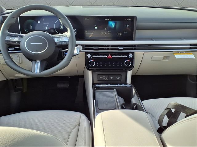 New 2026 Hyundai Tucson Limited image 16