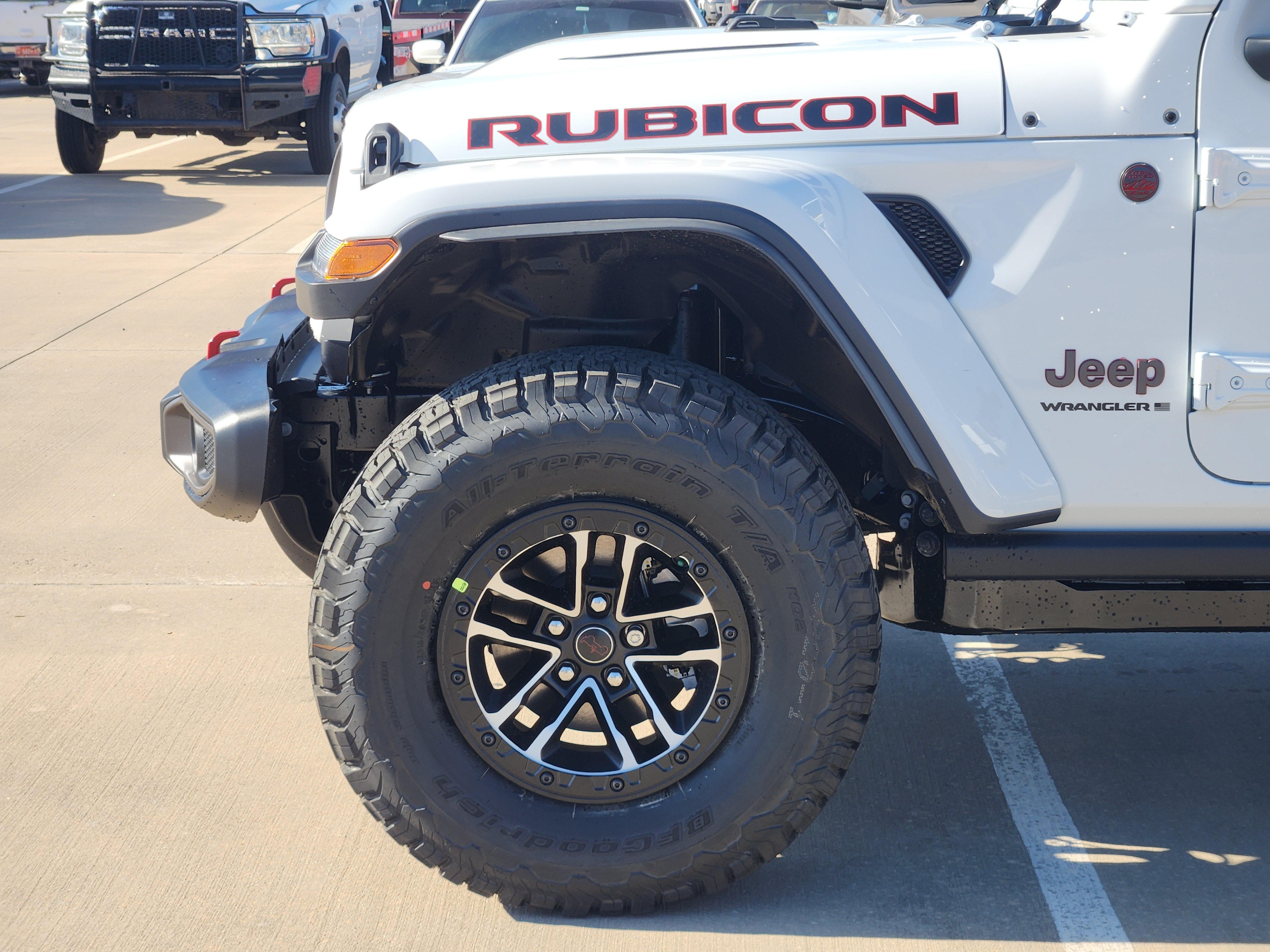 New 2026 Jeep Wrangler Unlimited Rubicon w/ Xtreme 35 Tire Package AWD/4WD image 5