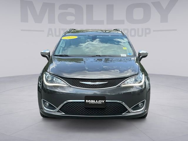 Used 2017 Chrysler Pacifica Limited FWD image 8