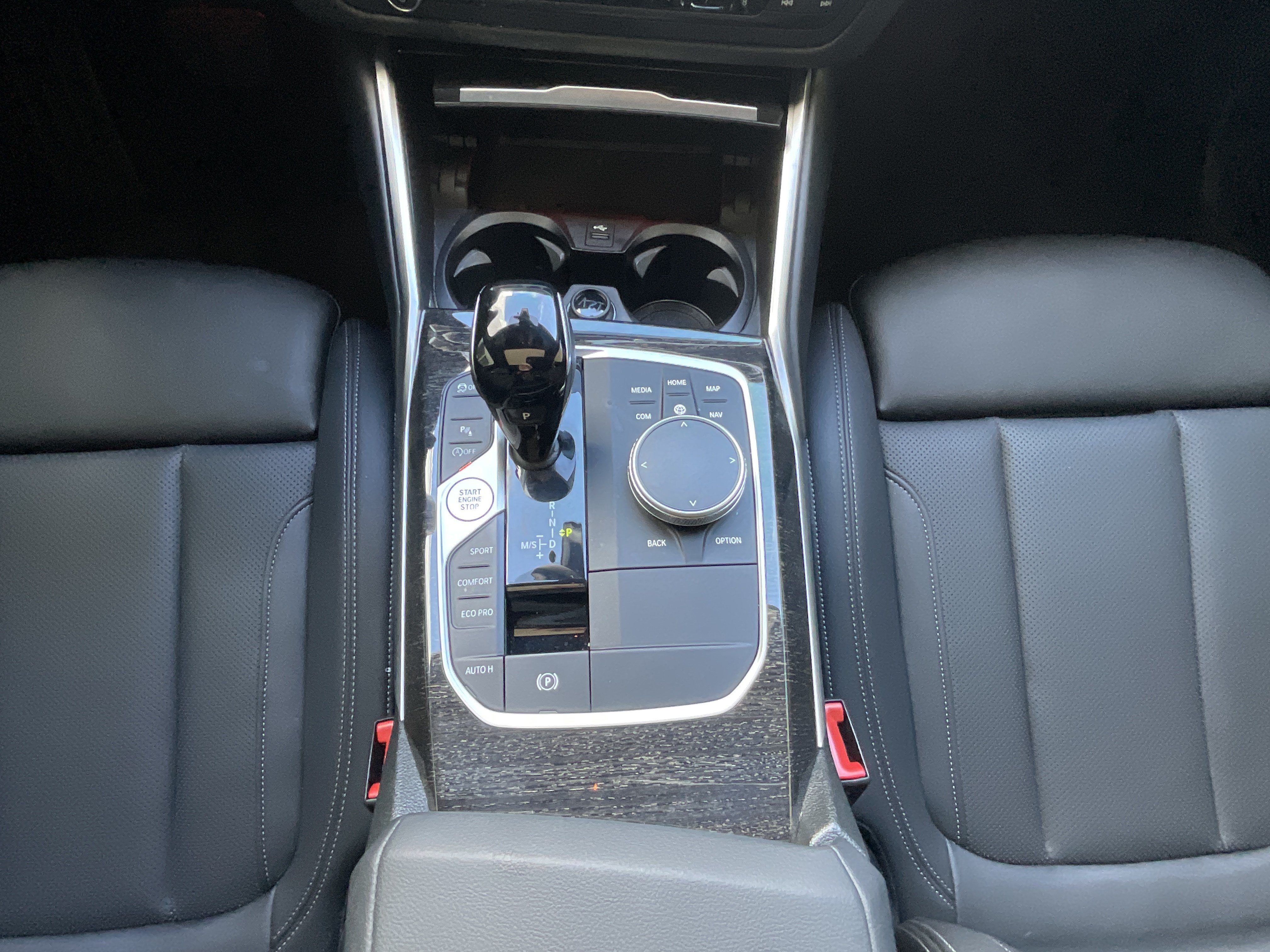 Used 2022 BMW 330i Sedan w/ Premium Package RWD image 19
