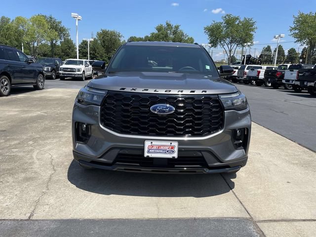 Used 2025 Ford Explorer ST-Line RWD video 2