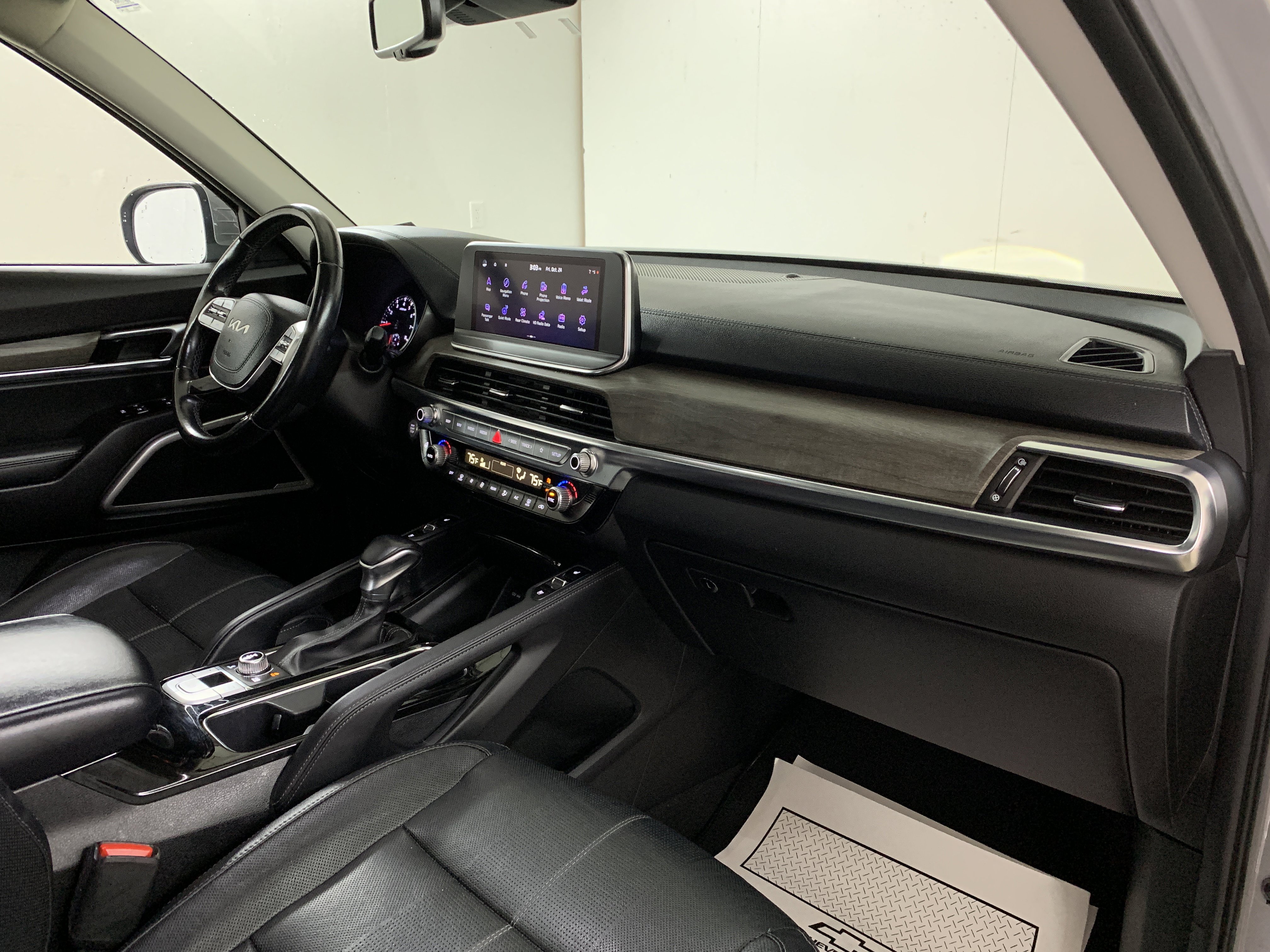 Used 2022 Kia Telluride EX w/ EX Premium Package image 30