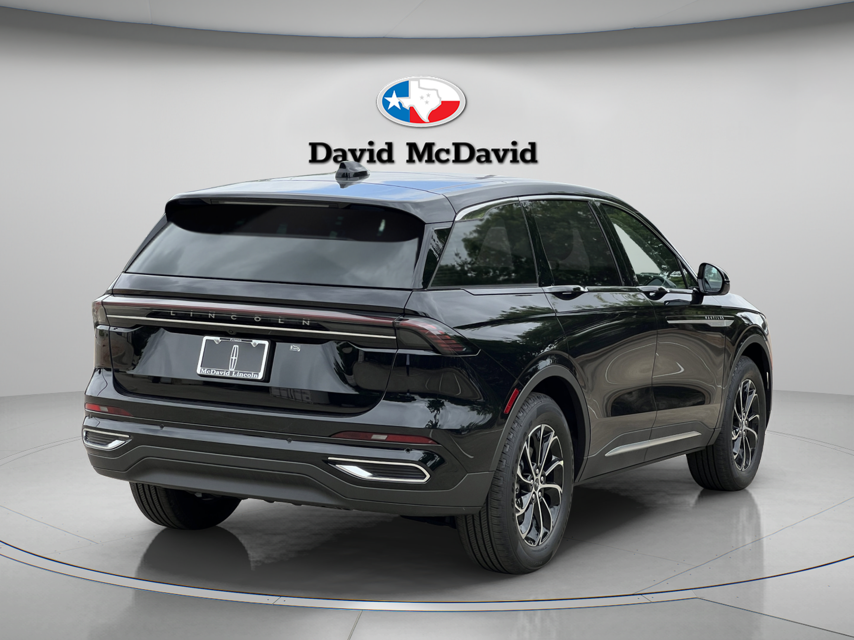 New 2026 Lincoln Nautilus Premier w/ Equipment Group 102A AWD/4WD image 7