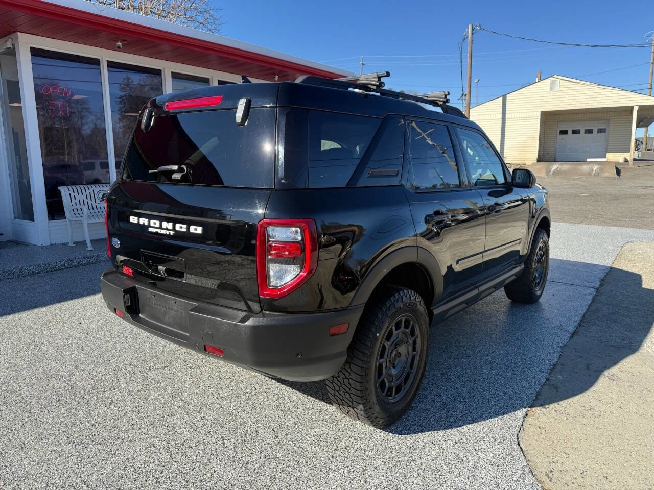 Used 2021 Ford Bronco Sport Outer Banks image 11