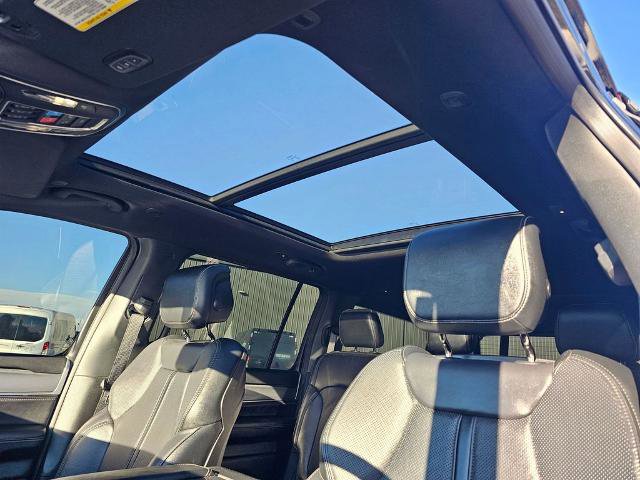 Used 2024 Jeep Wagoneer Series II image 31