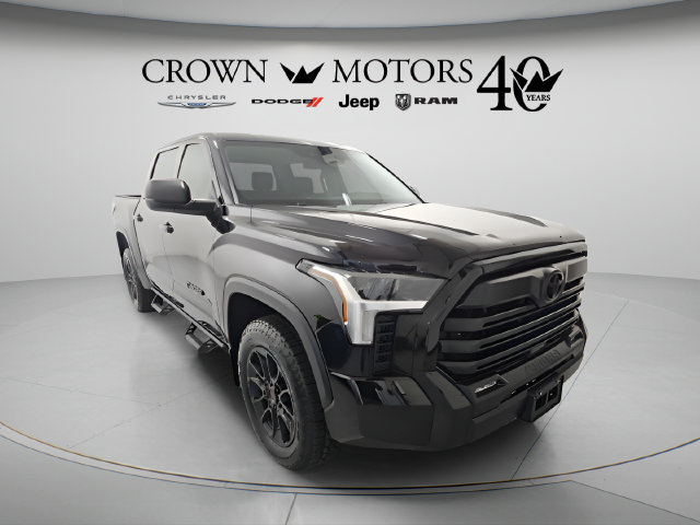 Used 2024 Toyota Tundra SR5 w/ SR5 Premium Package AWD/4WD image 5
