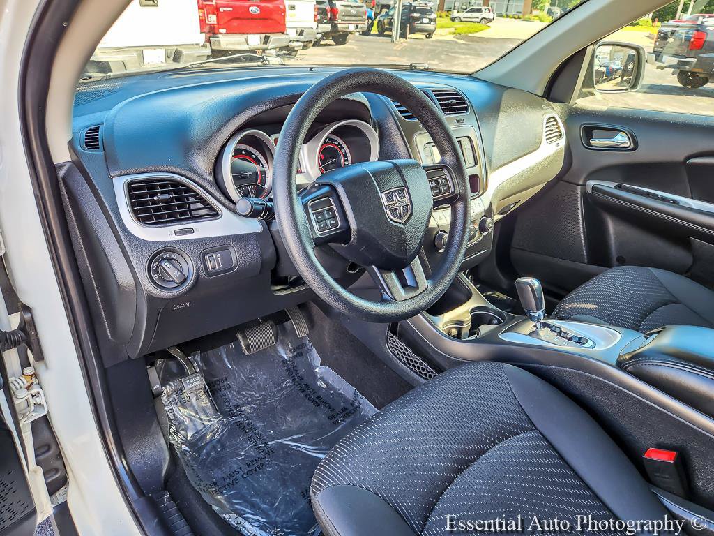 Used 2018 Dodge Journey SXT w/ Blacktop Package FWD image 9