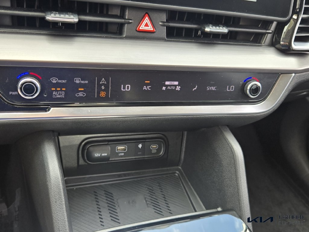 Certified 2024 Kia Sportage EX FWD image 23