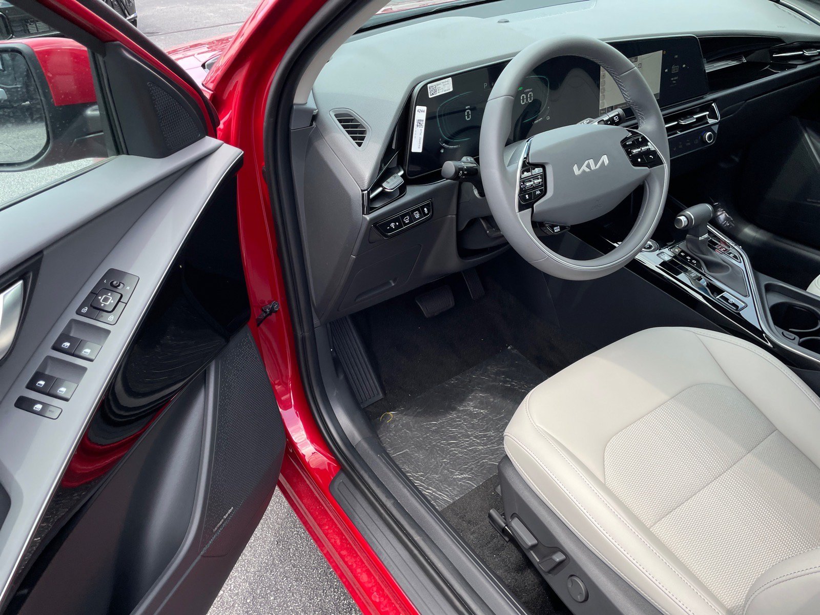New 2026 Kia Niro EX w/ EX Premium Package FWD image 9