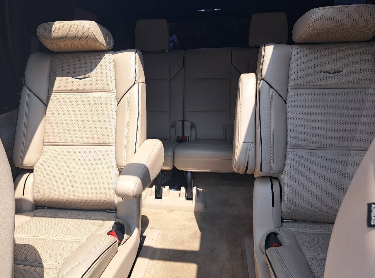 Used 2021 Cadillac Escalade Sport AWD/4WD image 2