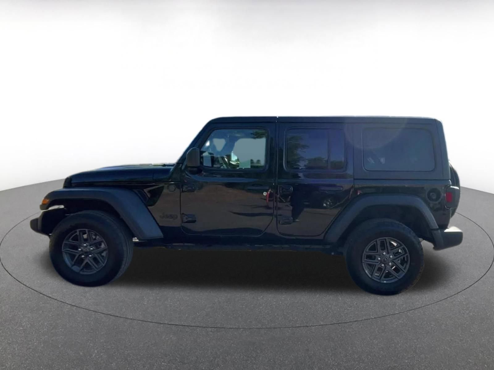 Used 2025 Jeep Wrangler Sport S AWD/4WD image 8