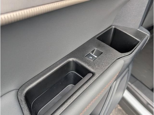 New 2025 Ford Explorer Active w/ Active Comfort Package image 13