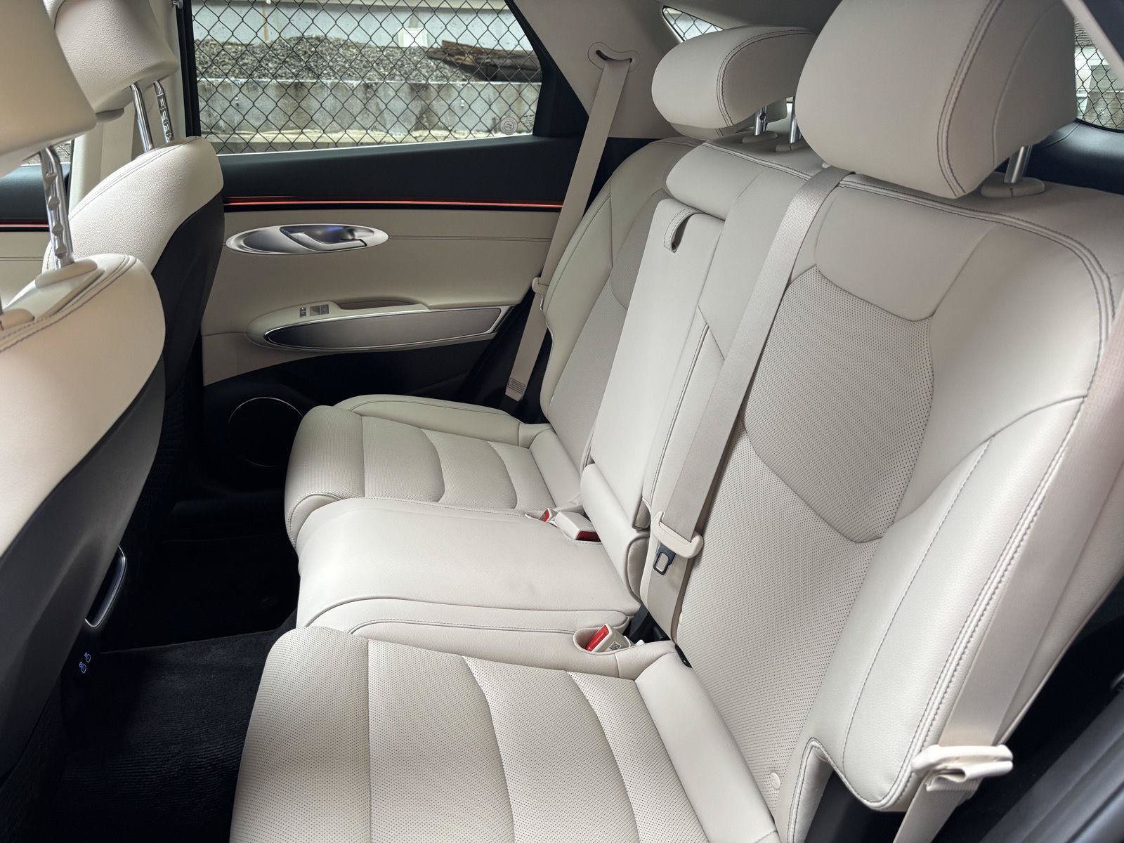 New 2026 Genesis GV70 2.5T Select AWD/4WD image 24