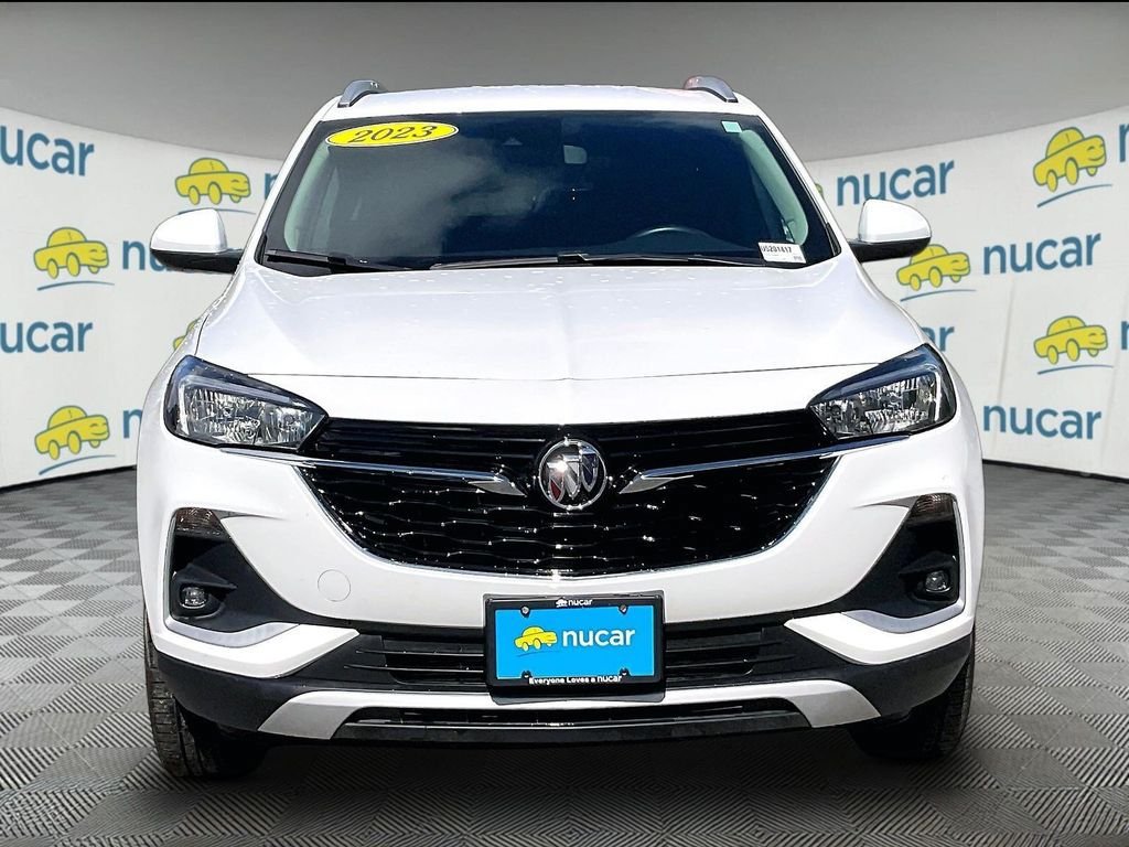 Used 2023 Buick Encore GX Select AWD/4WD image 2